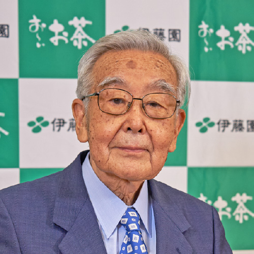 安西 篤